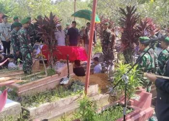 Dandim Letkol Eko Budiarto Pimpin Upacara Militer Pemakaman Kasdim