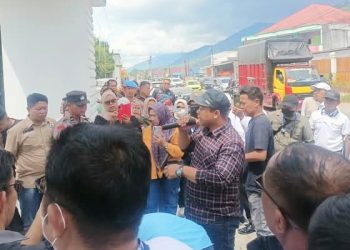 Kepung Kejari Sungai Penuh, Aktivis dan LSM Desak Usut Dugaan Korupsi Kades Pelayang Raya