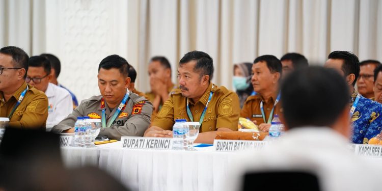 Dukung Ketahanan Pangan, Bupati Monadi: Kerinci Siap Tanam Jagung 500 Hektar