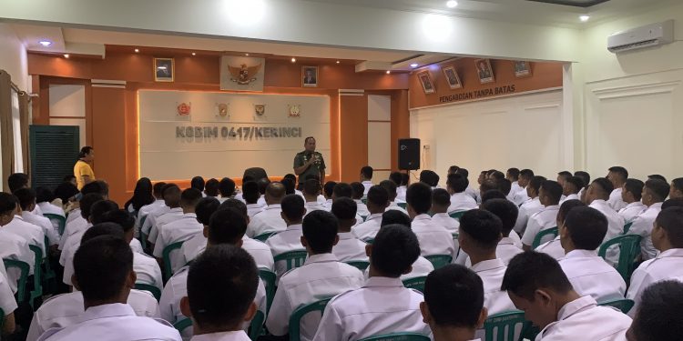 Dandim Letkol Eko Budiarto Terima Laporan Kelulusan SPPI