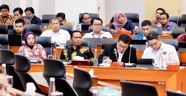 Rapat Bersama Badan Anggaran DPR RI, Sekjen Kementerian ATR/BPN Optimis Ada Peningkatan PNBP pada 2026