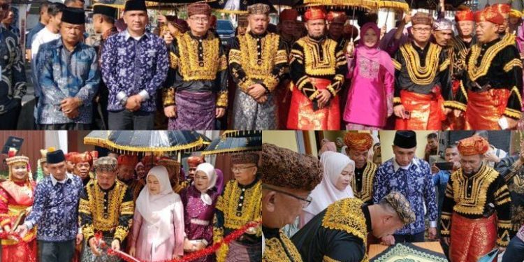 Bupati Monadi Dianugerahi Gelar Adat “Depati Stuo Cahayo Negeri” di Kenduri Sko Kemantan