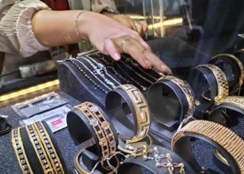 Harga Emas di Jambi Melonjak, Warga Berbondong-Bondong Beli
