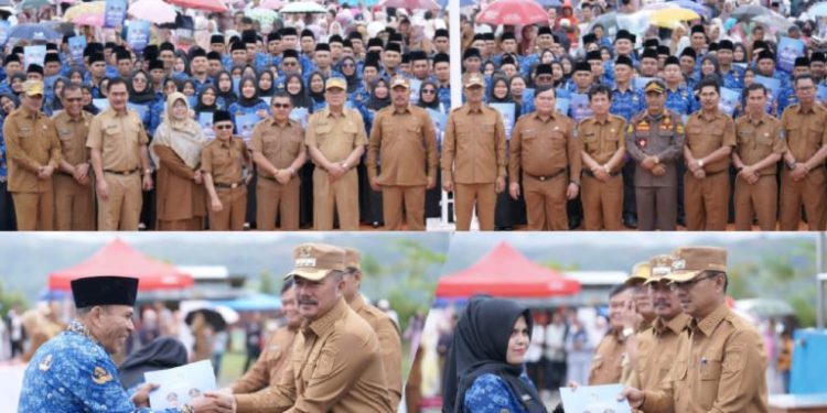 Bupati Monadi Serahkan SK ke 564 PPPK Formasi 2024 Tahap I dan II