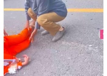 Viral! Dua Siswi Terlibat Kecelakaan di Kerinci, Satu Korban Alami Kejang di Jalan