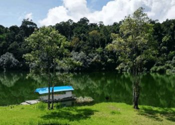 Danau Lingkat Lempur: Pesona Alam dan Sejarah Mistis di Balik Keindahan Gunung Raya