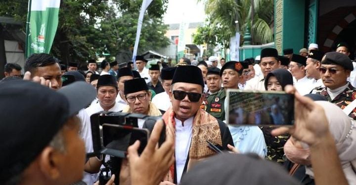 Peringati Hari Santri Nasional 2025, Menteri Nusron: Jadi Generasi yang Menyejahterakan Rakyat Indonesia