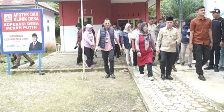 Gubernur Al Haris Dorong Koperasi Merah Putih Cepat Beroperasi Agar Bisa Layani Masyarakat Penuhi Kebutuhannya