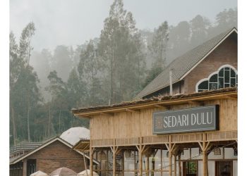 Sedaridulu Cafe Kopeng Semarang: Nongkrong Asik Bernuansa Tradisional dengan View Alam yang Menawan