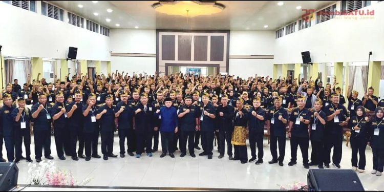 Gubernur Al Haris Tutup Rakernas PSHT 2025: “PSHT Adalah Sekolah Persaudaraan Bangsa”