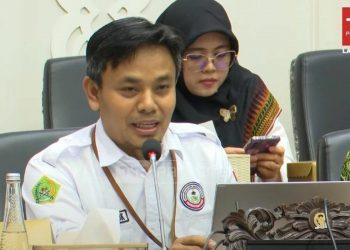 Guru Madrasah Swasta di DPR: “Kami Menjerit Menahan Sakit Kebijakan