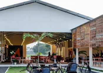 Bento Kopi Warungasem Batang: Tempat Nongkrong Estetik dengan View Persawahan dan Harga Ramah di Kantong