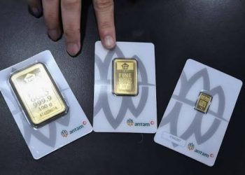 Harga Emas Antam Menanjak, Sentuh Level Rp2,4 Juta per Gram