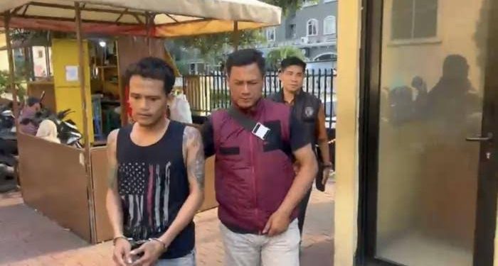 Gara-Gara Charger HP, Tukang Parkir Tusuk Pemilik Warung