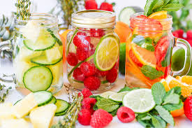 5 Minuman Rendah Kalori yang Efektif Bantu Turunkan Berat Badan