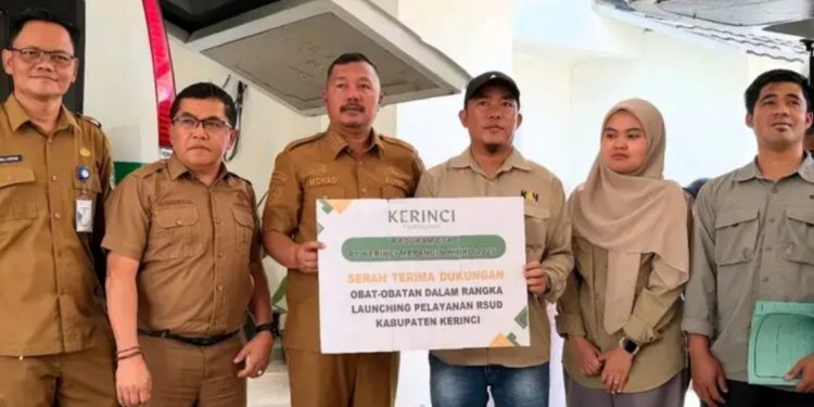 PT KMH Salurkan Bantuan Obat dan Alkes, Dukung Layanan Kesehatan RSUD Kerinci