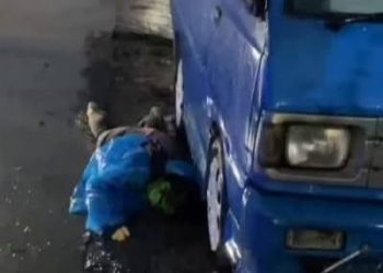 Guru Perempuan Tewas di Pinggir Jalan: Kesaksian Warga Ungkap Dugaan Pembunuhan   