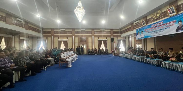 Wali Kota Alfin Lantik Lima Kades PAW Sungai Penuh