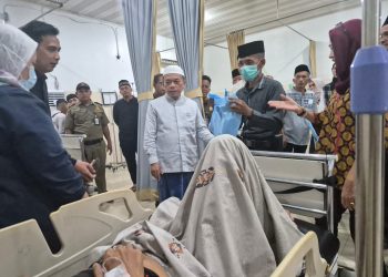 Gubernur Al Haris Bawa Tali Asih dan Pastikan Layanan RS Tetap Prima
