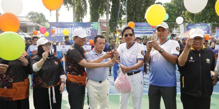 Gubernur Al Haris Buka Turnamen Tenis Antar Alumni Perguruan Tinggi ke-16 se-Indonesia di UNJA
